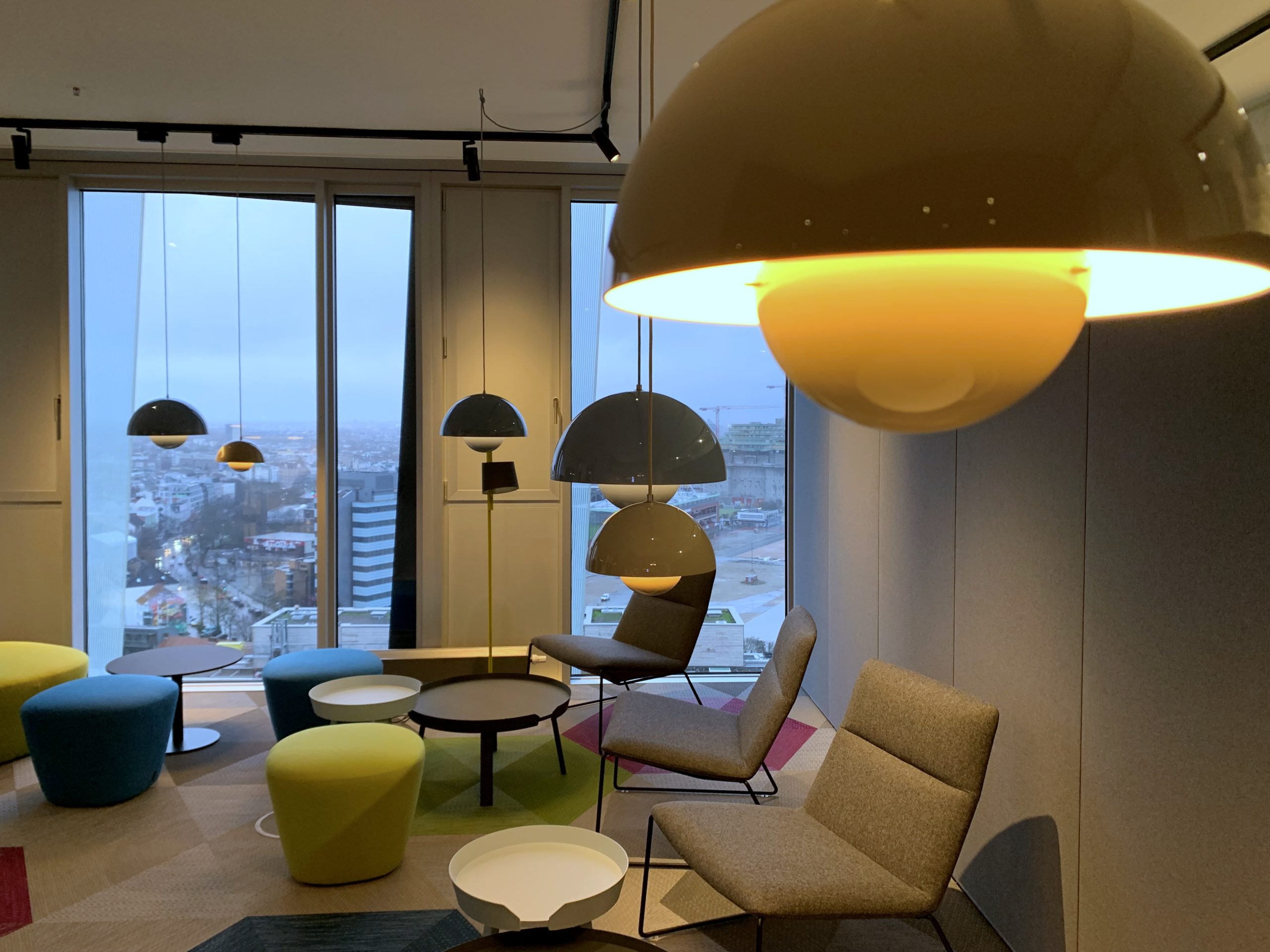 Architektonische Lichtplanung für die Tanzenden Türme in Hamburg – Lichtberaterinnen