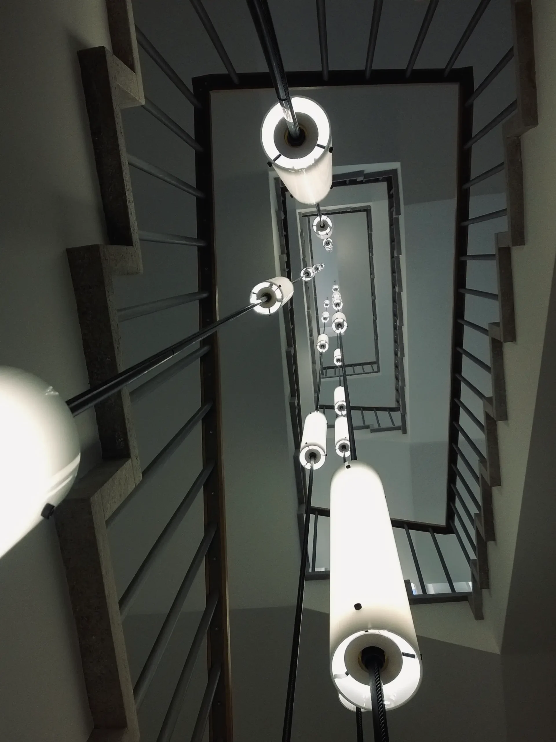 Lichtplanung für Verwaltungs- und Veranstaltungsbereiche eines Verlagshauses