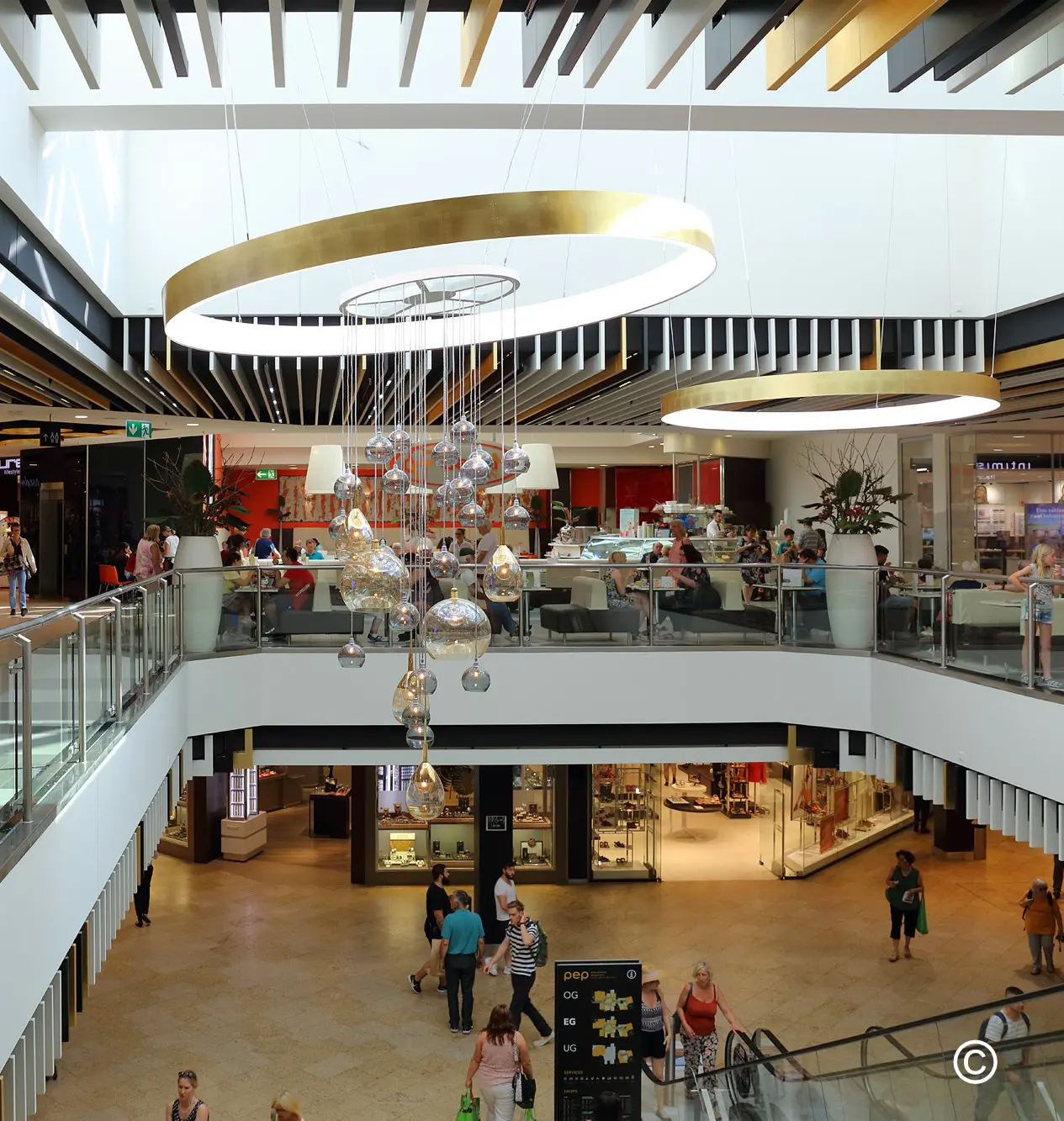 Lichtkonzept für das Einkaufszentrum PEP München-Neuperlach
